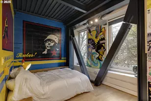 300 NW 8th Ave, Portland, OR 97209 - Photo 7