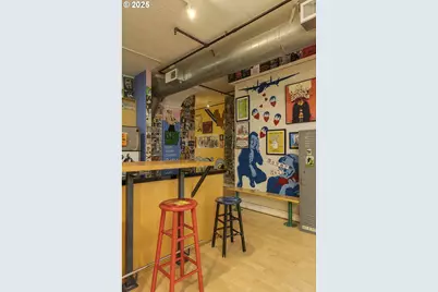 300 NW 8th Ave #401, Portland, OR 97209 - Photo 13