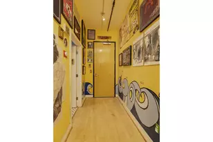 300 NW 8th Ave, Portland, OR 97209 - Photo 17