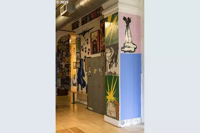 300 NW 8th Ave #401, Portland, OR 97209 - Photo 23