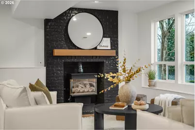 1711 NW 19th St, Gresham, OR 97030 - Photo 9