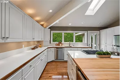 7883 SW Linden Rd, Portland, OR 97225 - Photo 17