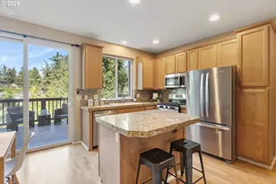 20263 Hoodview Ave, West Linn, OR 97068 - Photo 11