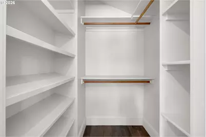 11015 NE Hancock St, Portland, OR 97220 - Photo 17