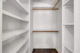 11015 NE Hancock St, Portland, OR 97220 - Photo 17