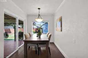 11015 NE Hancock St, Portland, OR 97220 - Photo 13