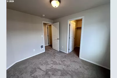 211 Lacasa St, Eugene, OR 97402 - Photo 15