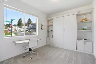 11664 SE Crown Pt Wy, Happy Valley, OR 97086 - Photo 7