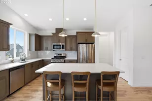 11664 SE Crown Pt Wy, Happy Valley, OR 97086 - Photo 15