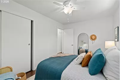 13070 SW Edgewood St, Portland, OR 97225 - Photo 17