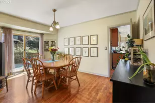 1002 W 11th St, The Dalles, OR 97058 - Photo 7