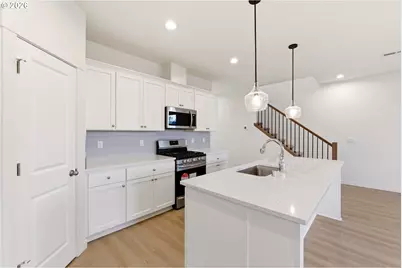 6950 N Madison Cir, Ridgefield, WA 98642 - Photo 11