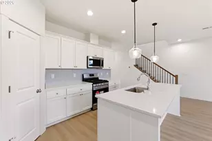 6950 N Madison Cir, Ridgefield, WA 98642 - Photo 11