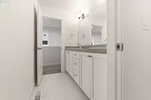 6950 N Madison Cir, Ridgefield, WA 98642 - Photo 33