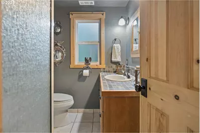 27172 E Marion Rd, Rhododendron, OR 97049 - Photo 17