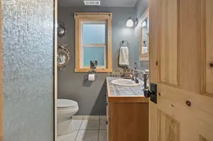 27172 E Marion Rd, Rhododendron, OR 97049 - Photo 17