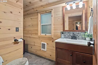 27172 E Marion Rd, Rhododendron, OR 97049 - Photo 19