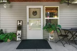 1068 9th St, Washougal, WA 98671 - Photo 3