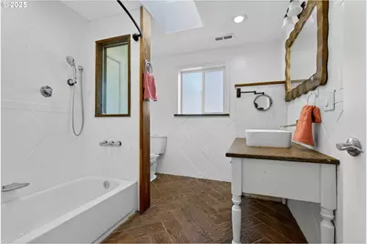 1100 S Ivy St, Cornelius, OR 97113 - Photo 23