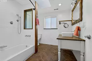 1100 S Ivy St, Cornelius, OR 97113 - Photo 23