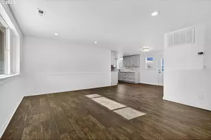 1100 S Ivy St, Cornelius, OR 97113 - Photo 7