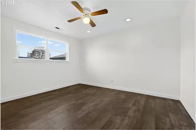 1100 S Ivy St, Cornelius, OR 97113 - Photo 19