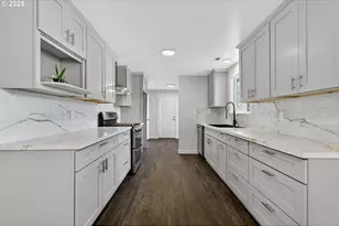 1100 S Ivy St, Cornelius, OR 97113 - Photo 13