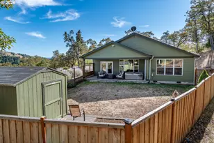 175 Platinum Dr, Roseburg, OR 97471 - Photo 41