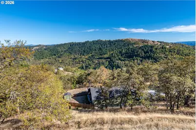 175 Platinum Dr, Roseburg, OR 97471 - Photo 41