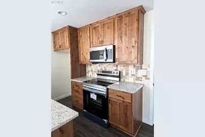 95 W Ivy St, Arlington, OR 97812 - Photo 3