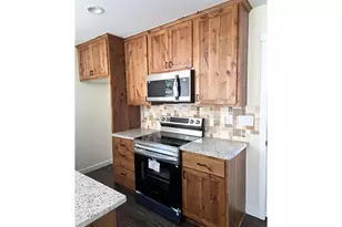 95 W Ivy St, Arlington, OR 97812 - Photo 3
