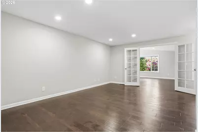 8416 SW Iroquois Dr, Tualatin, OR 97062 - Photo 5