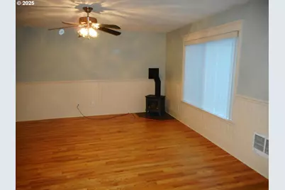 409 Evergreen Ave, Garibaldi, OR 97118 - Photo 43