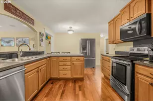 12206 NE 73rd St, Vancouver, WA 98682 - Photo 9