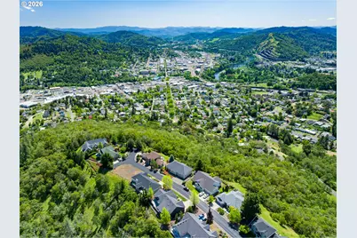 920 NE Granite Ridge St, Roseburg, OR 97470 - Photo 47