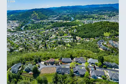 920 NE Granite Ridge St, Roseburg, OR 97470 - Photo 47