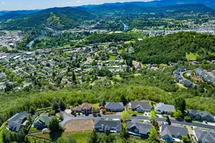 920 NE Granite Ridge St, Roseburg, OR 97470 - Photo 47