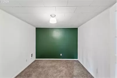 1296 W Central Blvd, Coquille, OR 97423 - Photo 21