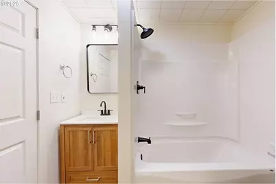 1209 Chestnut St, Milton-Freewater, OR 97862 - Photo 17