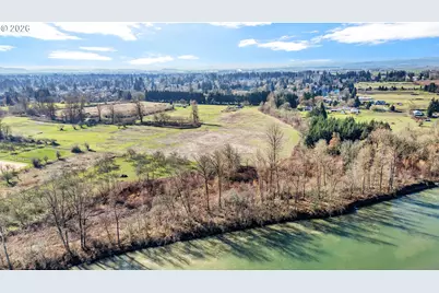 1125 E Beacon Dr, Eugene, OR 97404 - Photo 3