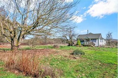 1125 E Beacon Dr, Eugene, OR 97404 - Photo 19