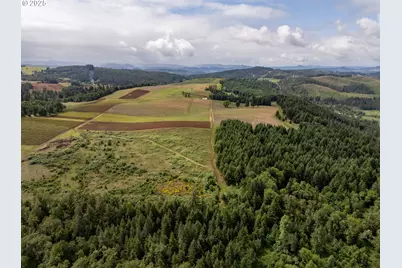 1066 Red Hill Rd, Oakland, OR 97462 - Photo 29