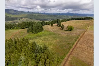 1066 Red Hill Rd, Oakland, OR 97462 - Photo 25