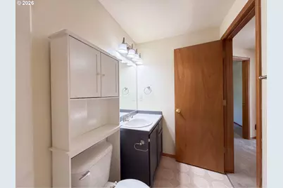 17475 SW Eirwen St, Beaverton, OR 97003 - Photo 7