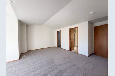 17475 SW Eirwen St, Beaverton, OR 97003 - Photo 5