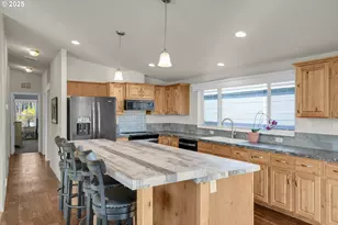 186 Cedar Ln, Gates, OR 97346 - Photo 23