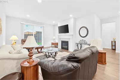 2074 S Ivy St, Cornelius, OR 97113 - Photo 7