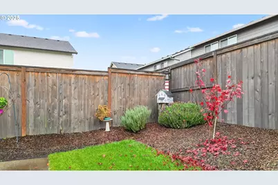 2074 S Ivy St, Cornelius, OR 97113 - Photo 31
