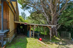 203 N Birch St, Coquille, OR 97423 - Photo 5