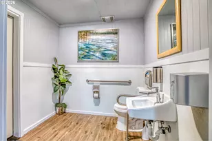 203 N Birch St, Coquille, OR 97423 - Photo 17